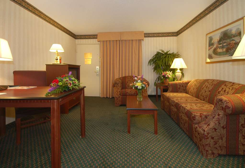 Embassy Suites By Hilton Cincinnati Northeast - Blue Ash Ruang foto
